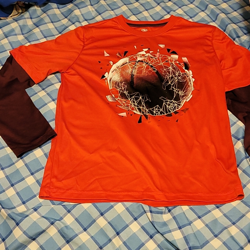 Long sleeve athletic tee